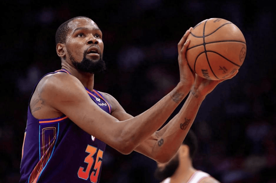 开云-包含败北引发热议！，杜兰特在篮网比赛中出色发挥观众掌声雷动的词条