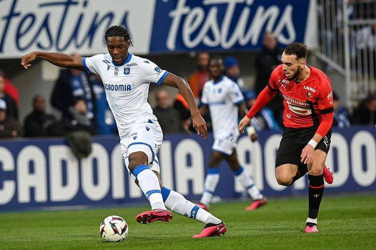 荷甲倒计时，费耶诺德今夜更衣室发声，细节引发关注，引发热议，训练强度明显提升的简单介绍